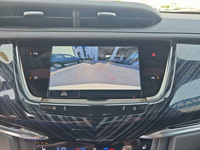 Used 2025 Cadillac XT6 Premium Luxury w/ LPO, Floor Liner Package image 25