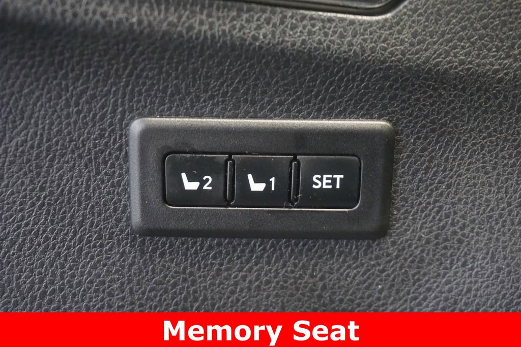 Used 2014 Toyota RAV4 Limited image 6