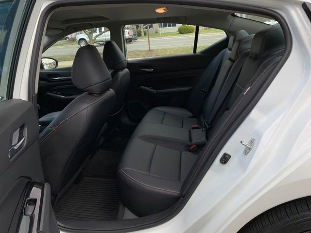 Used 2023 Nissan Altima 2.5 SR w/ SR Premium Package image 26