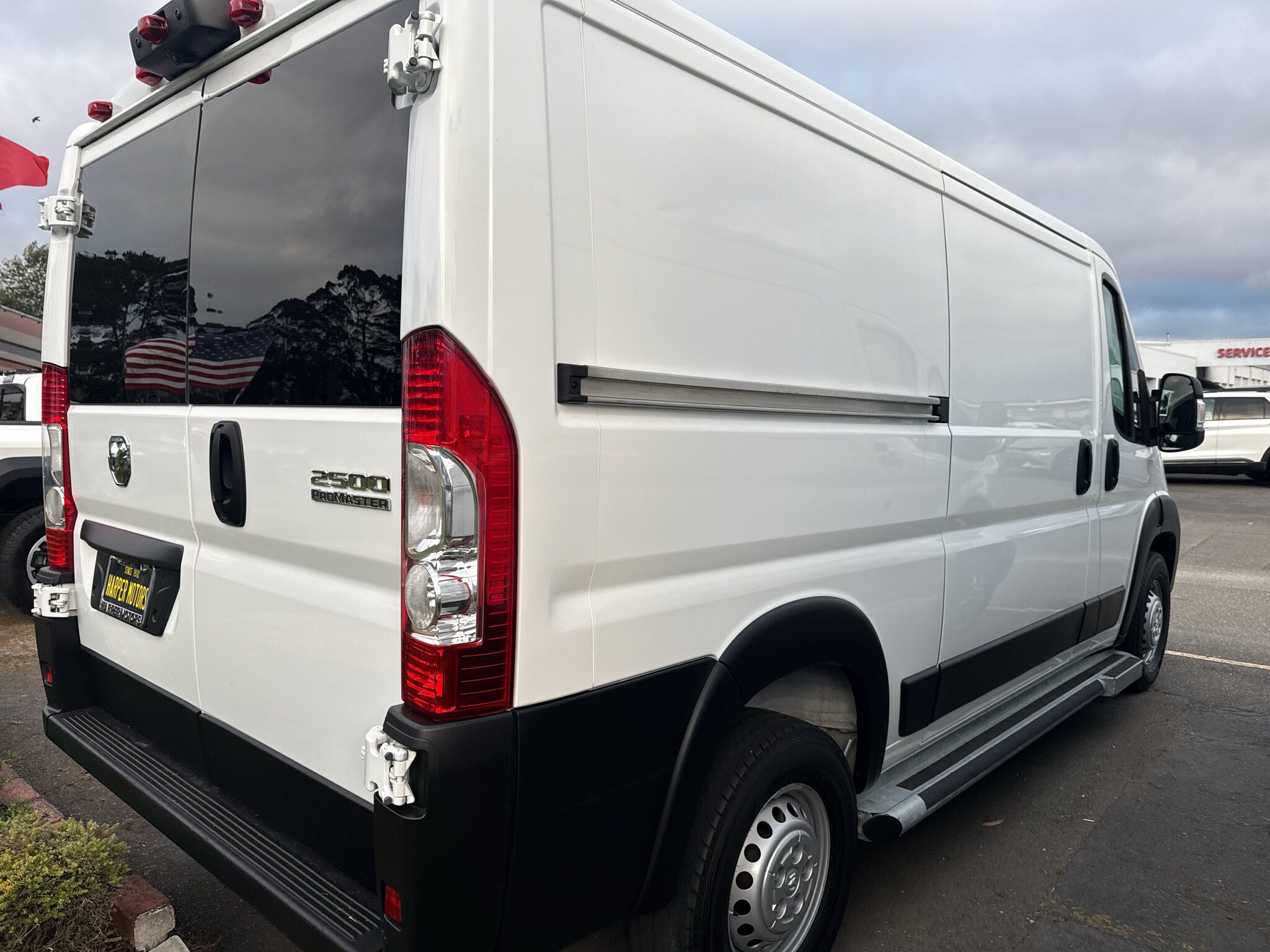Used 2025 RAM ProMaster 2500 w/ U-Haul Equipment Group FWD image 6