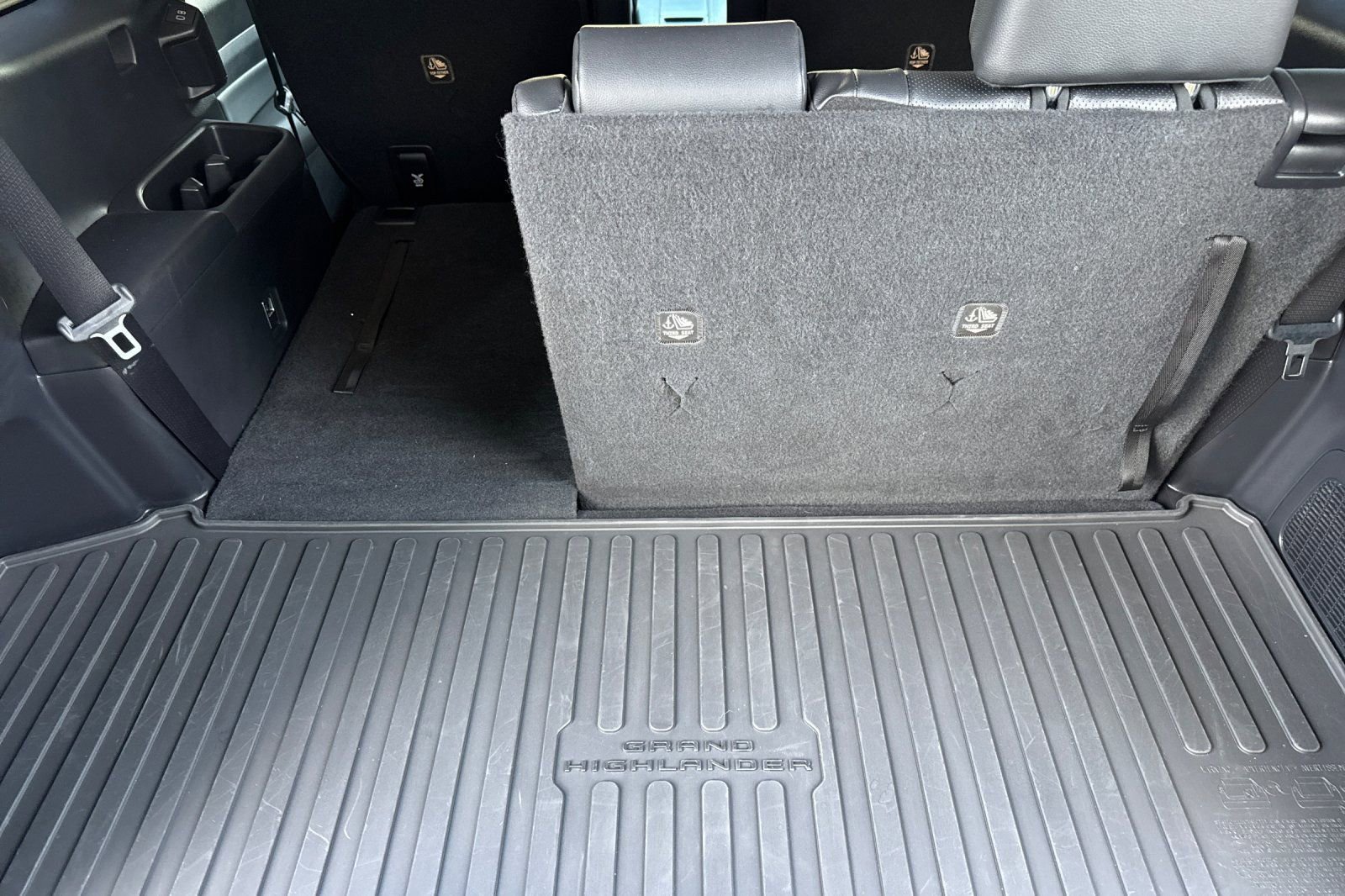 Certified 2024 Toyota Grand Highlander AWD image 16