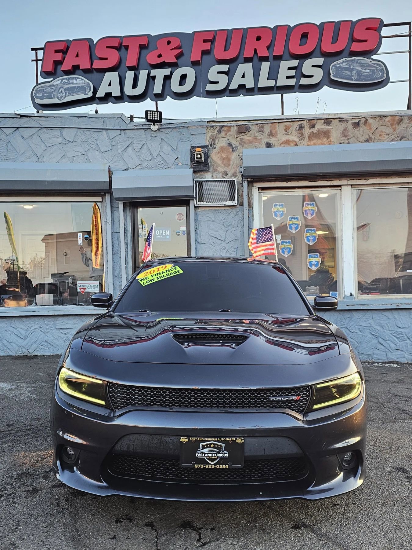 Used 2019 Dodge Charger GT image 1