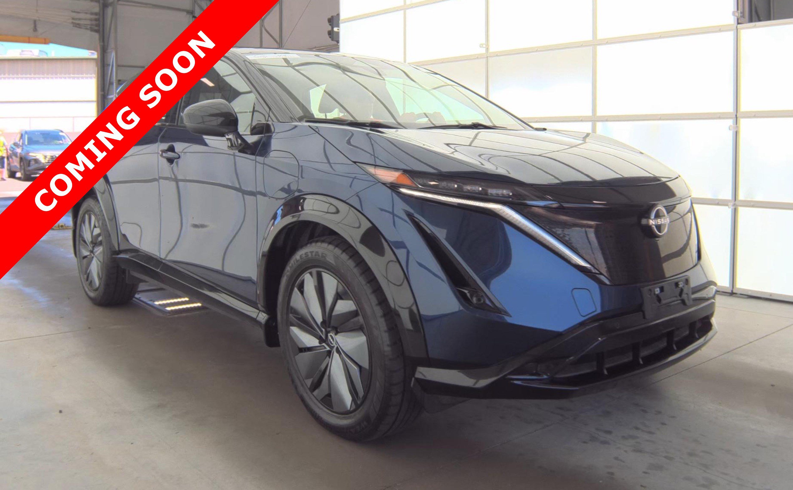 Used 2023 Nissan Ariya AWD image 3
