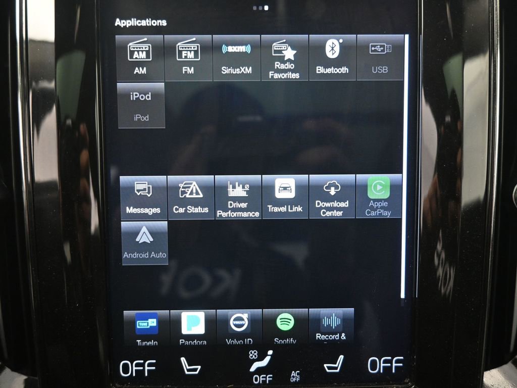 Used 2020 Volvo XC60 T6 Momentum image 8