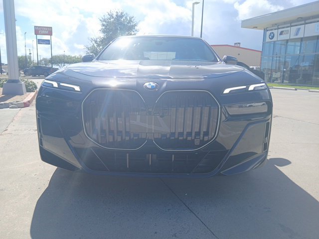 New 2026 BMW 740i xDrive AWD/4WD image 2
