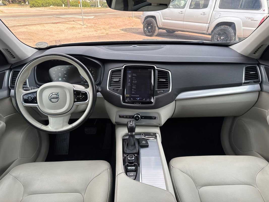 Used 2016 Volvo XC90 T5 Momentum AWD/4WD image 21