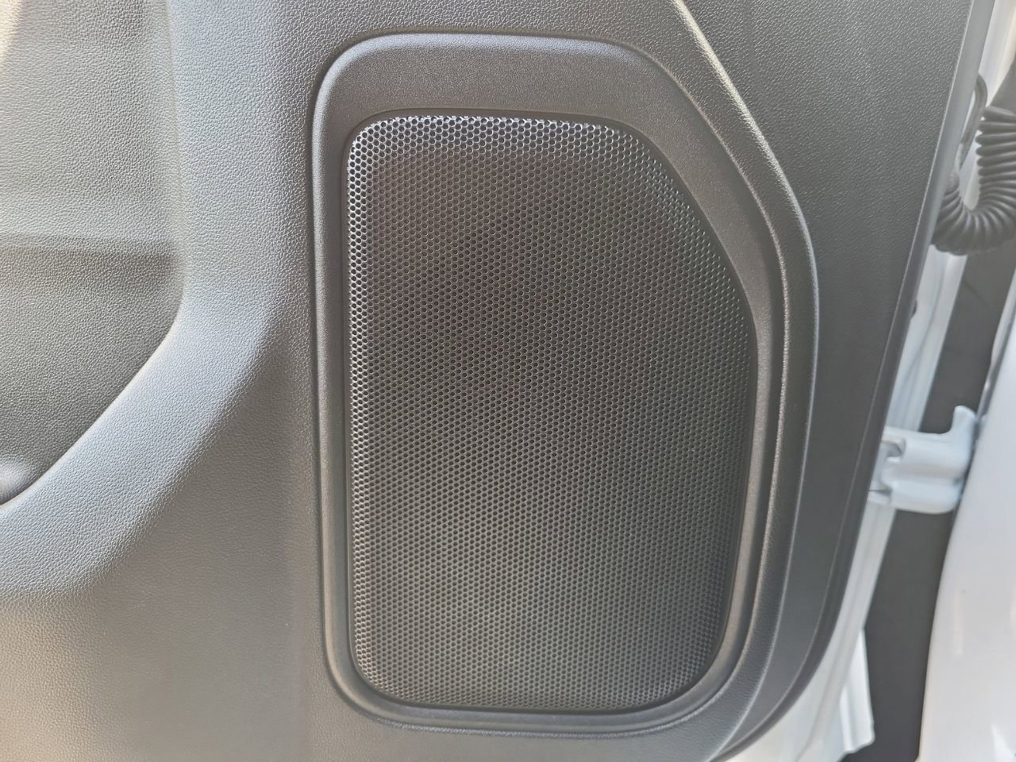 Used 2025 Chevrolet Silverado 1500 Custom image 22