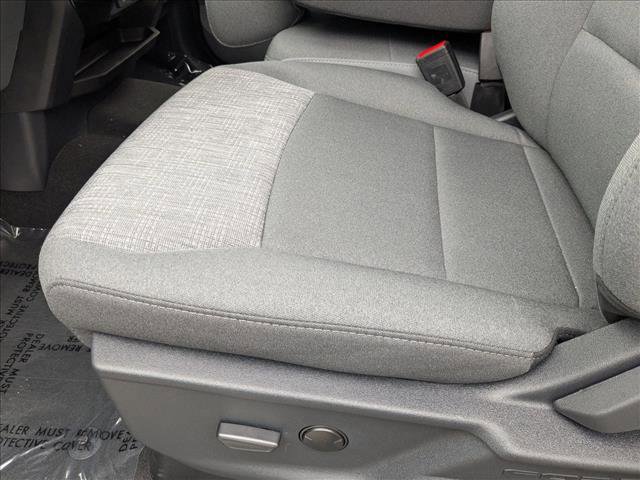 New 2026 Ford F250 XLT w/ FX4 Off-Road Package image 4