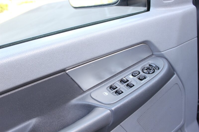 Used 2007 Dodge Ram 3500 Truck SLT w/ Quad Cab Big Horn Value Group AWD/4WD image 11