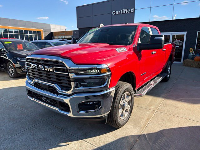 Used 2026 RAM 2500 Big Horn AWD/4WD image 3