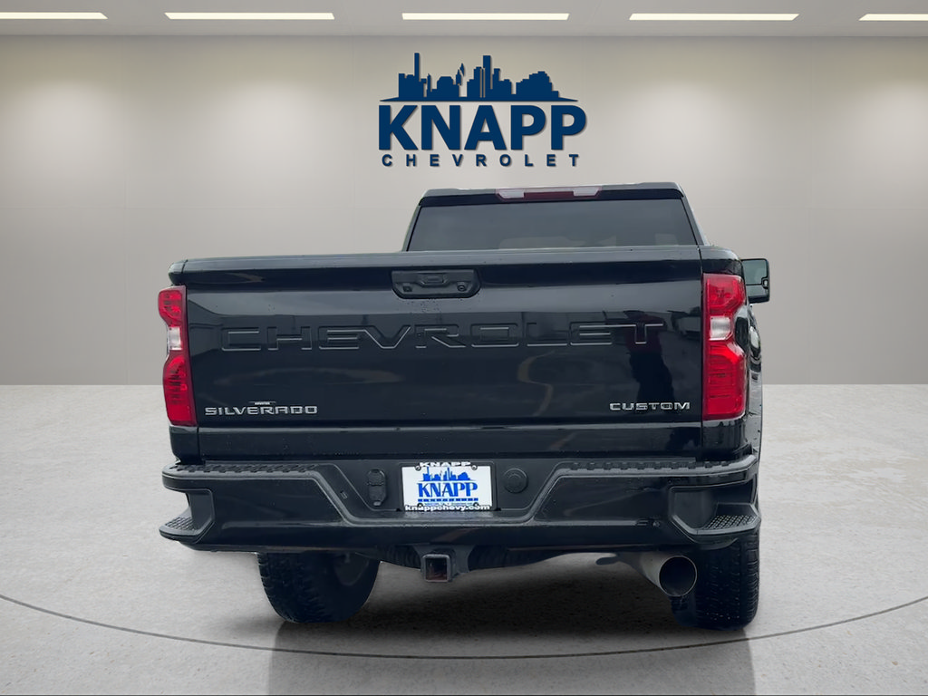 Used 2023 Chevrolet Silverado 2500 Custom w/ Custom Value Package AWD/4WD image 4