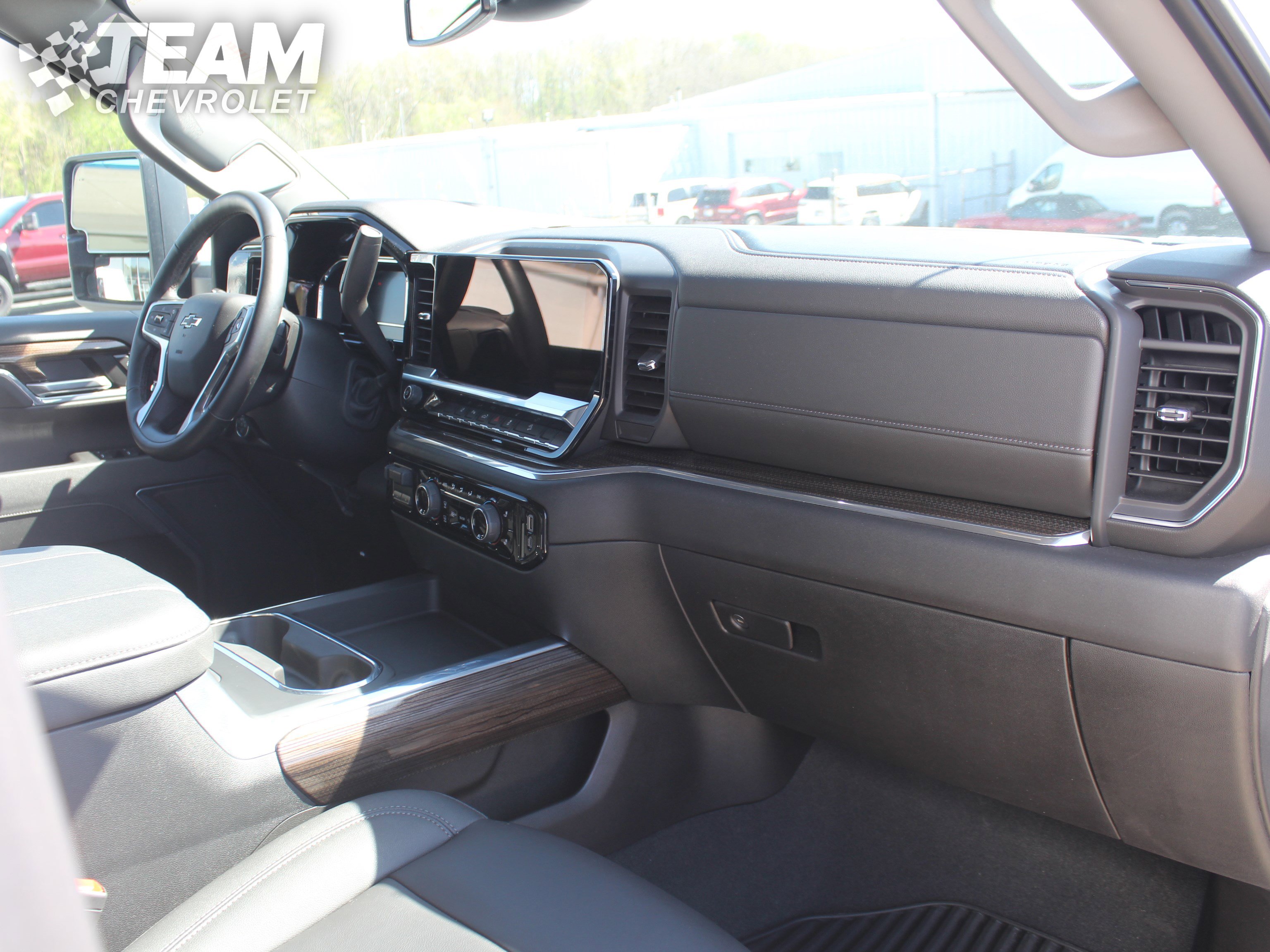 Used 2024 Chevrolet Silverado 2500 LT w/ Z71 Sport Edition AWD/4WD image 26