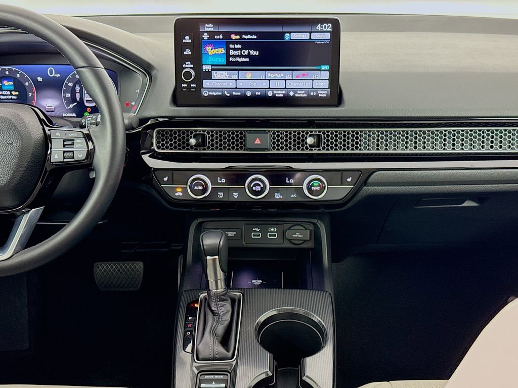 Used 2024 Honda Civic Touring image 14