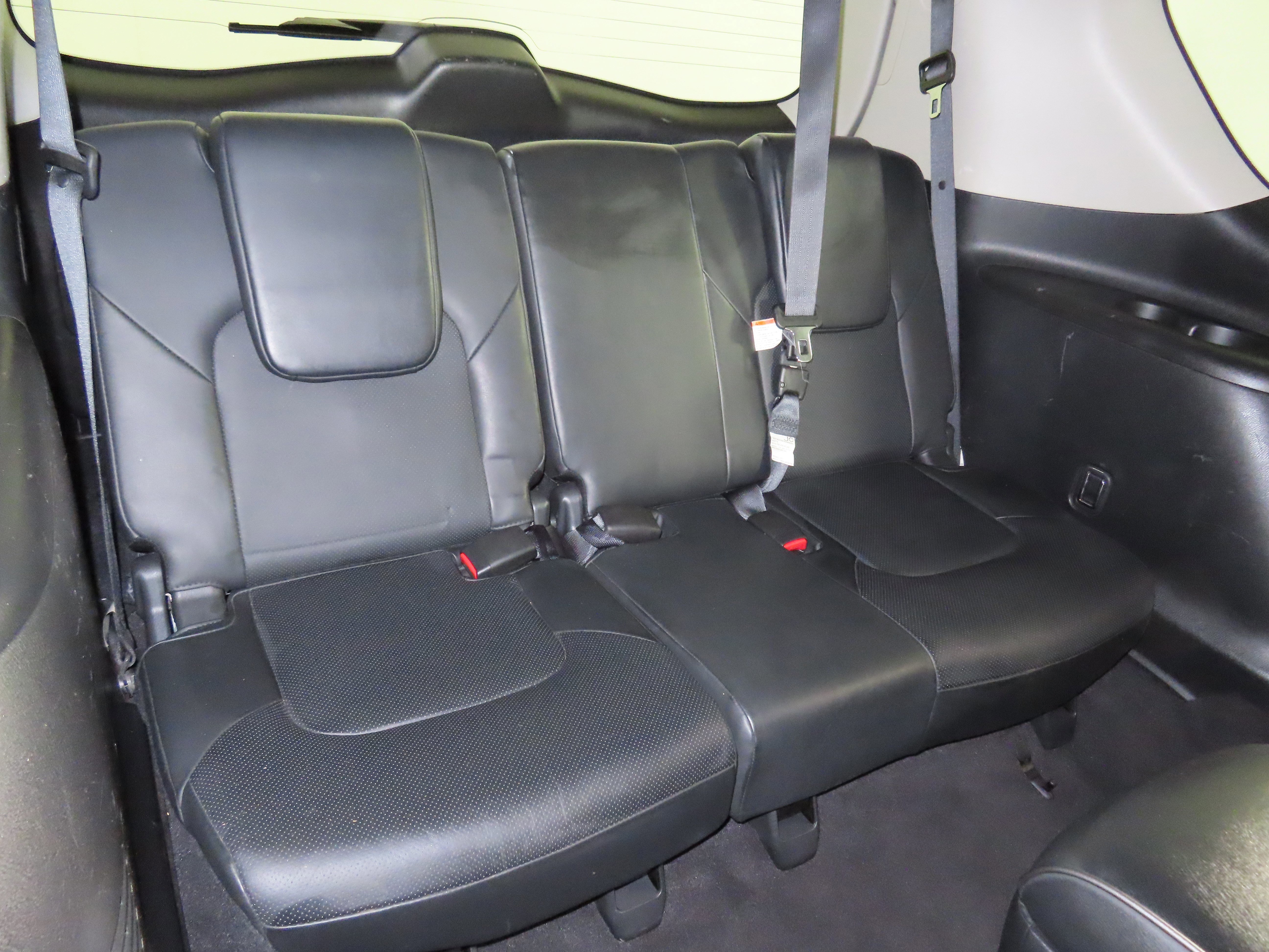 Used 2019 INFINITI QX80 Luxe image 37