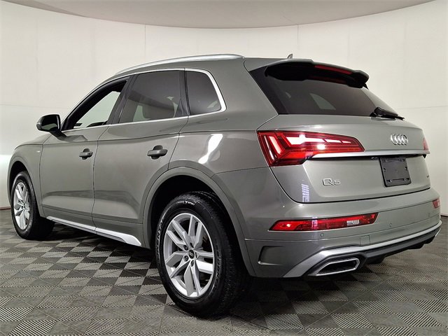 Used 2023 Audi Q5 2.0T Premium w/ Convenience Package image 7