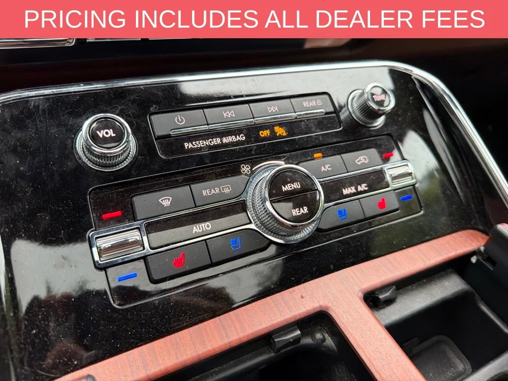 Used 2023 Lincoln Navigator L Reserve AWD/4WD image 15