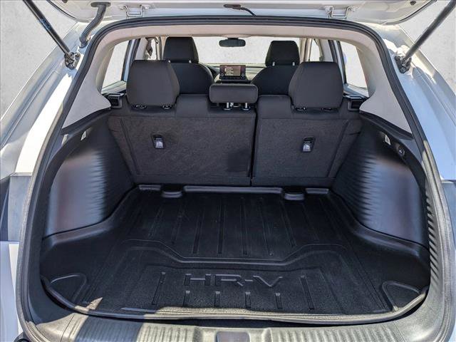 Used 2023 Honda HR-V LX image 9