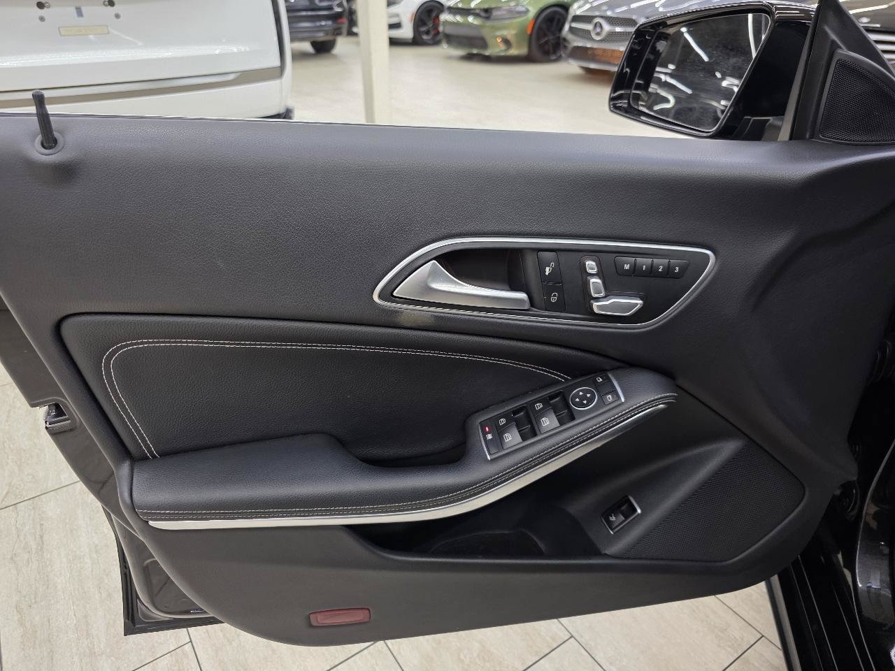 Used 2017 Mercedes-Benz CLA 250 image 37