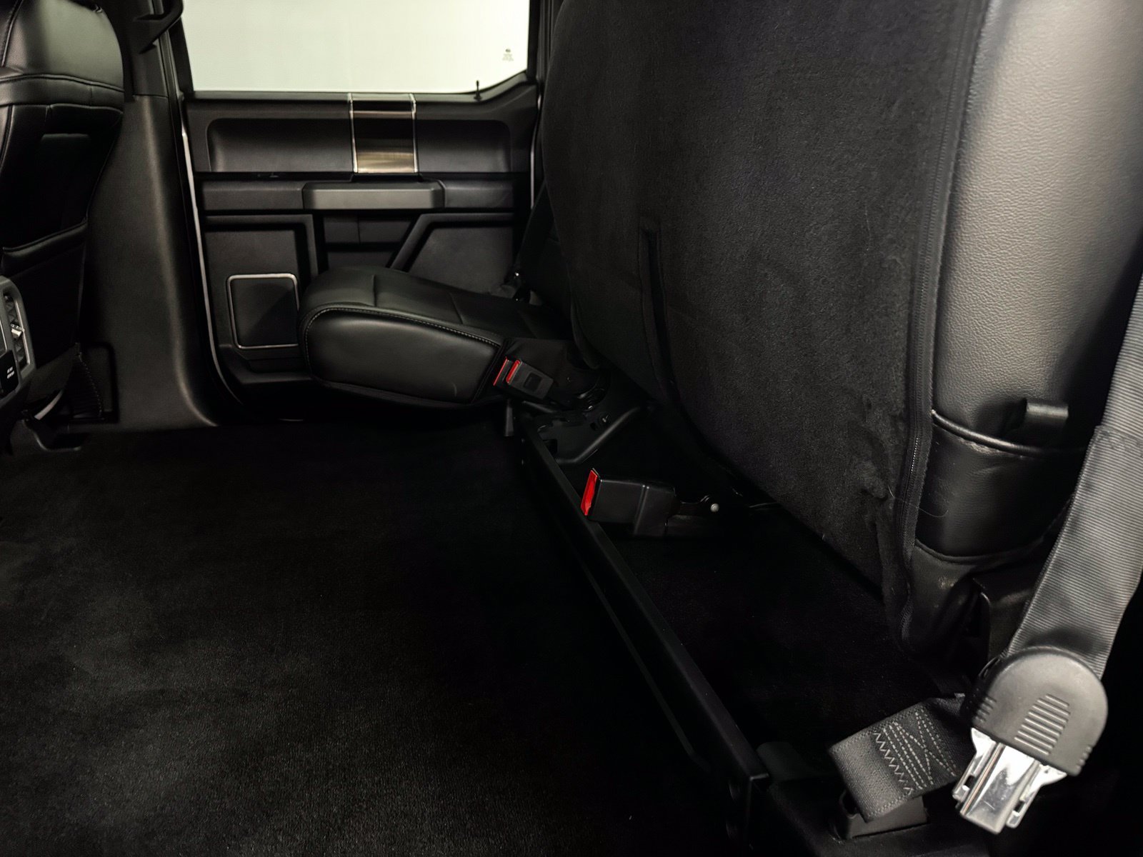 Used 2019 Ford F150 Raptor AWD/4WD image 32