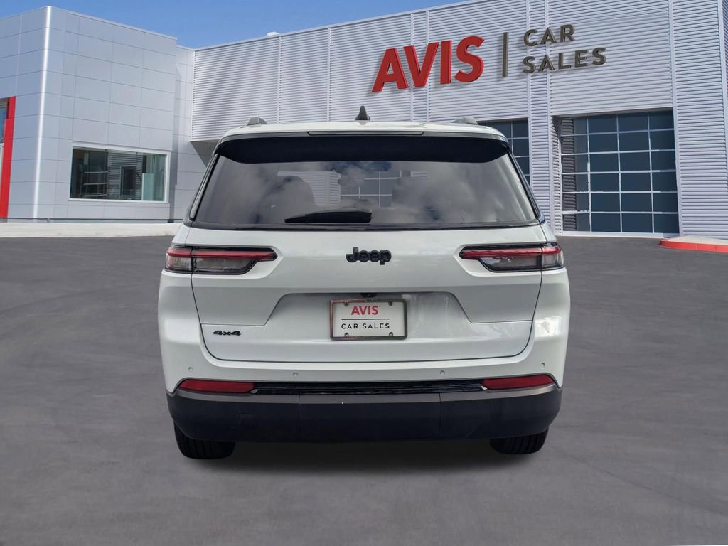 Used 2024 Jeep Grand Cherokee L Laredo AWD/4WD image 7