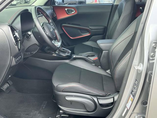 Used 2023 Kia Soul GT-Line image 13
