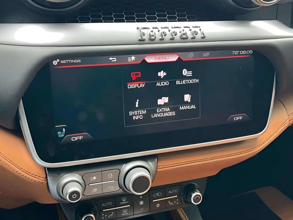 Used 2020 Ferrari Portofino RWD image 34