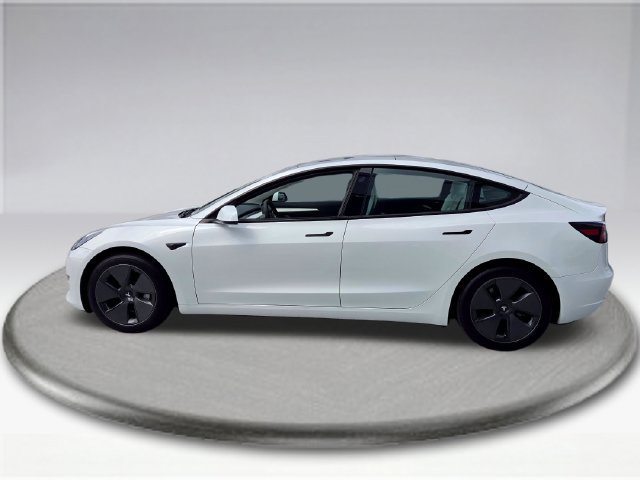 Used 2023 Tesla Model 3 Standard Range RWD image 16