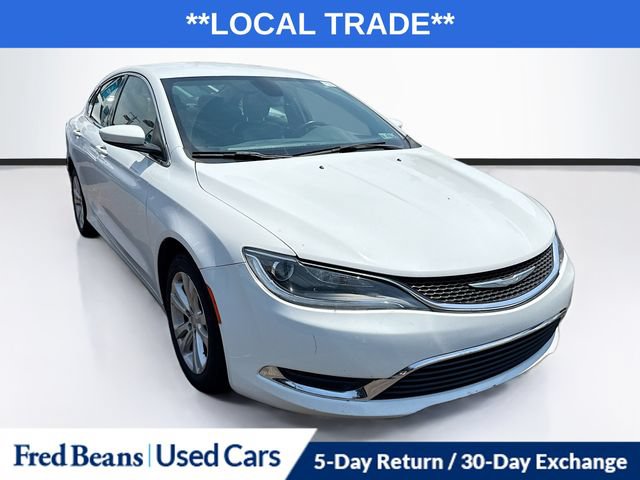 Used 2016 Chrysler 200 Limited FWD image 1