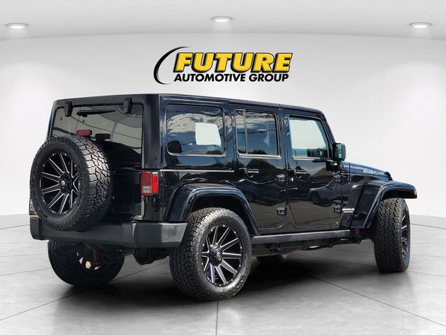 Used 2017 Jeep Wrangler Unlimited Rubicon w/ Connectivity Group AWD/4WD image 4