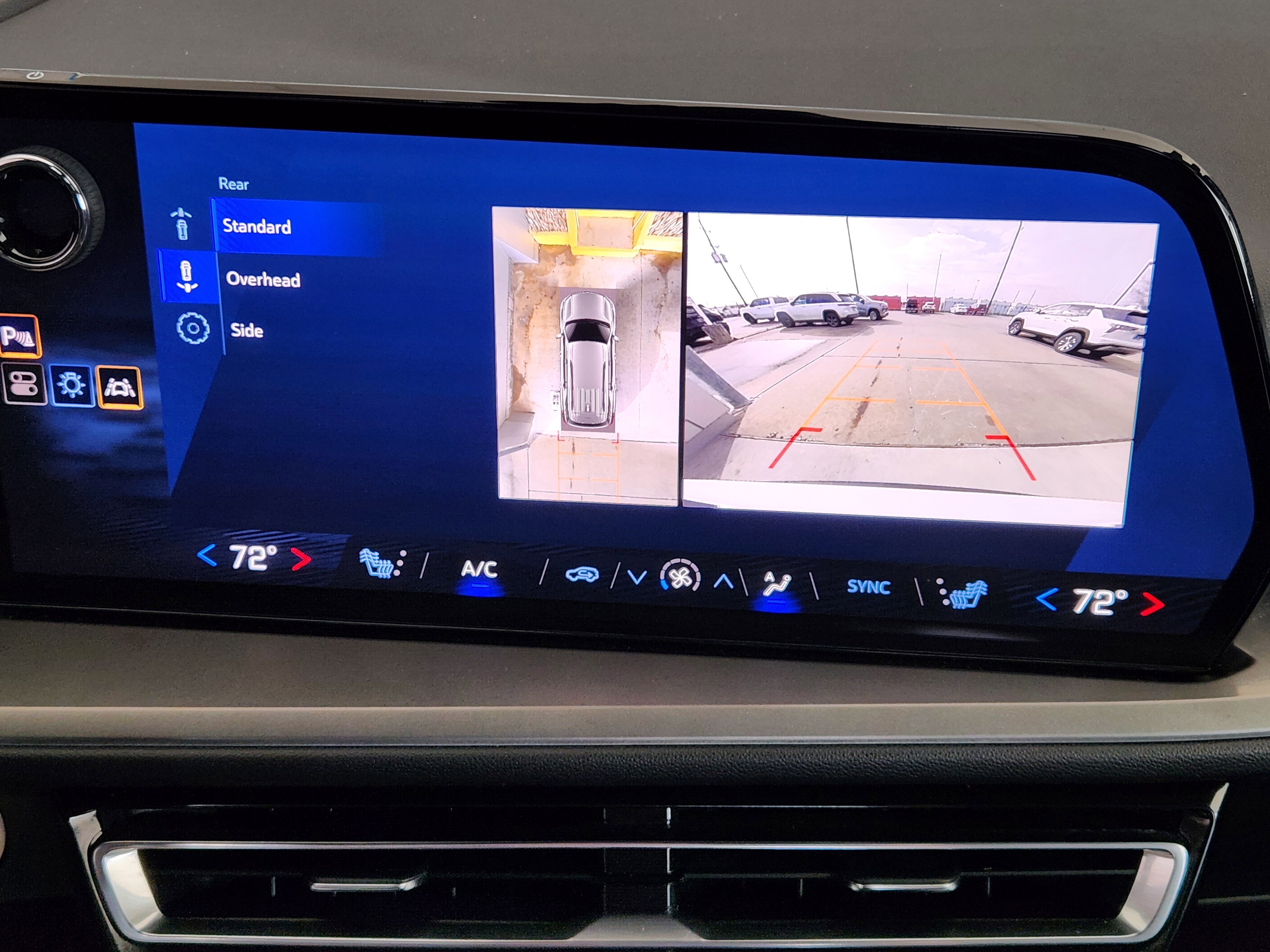 Certified 2024 Chevrolet Traverse LT image 19