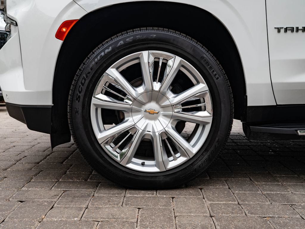 Used 2021 Chevrolet Tahoe High Country w/ Max Trailering Package AWD/4WD image 13