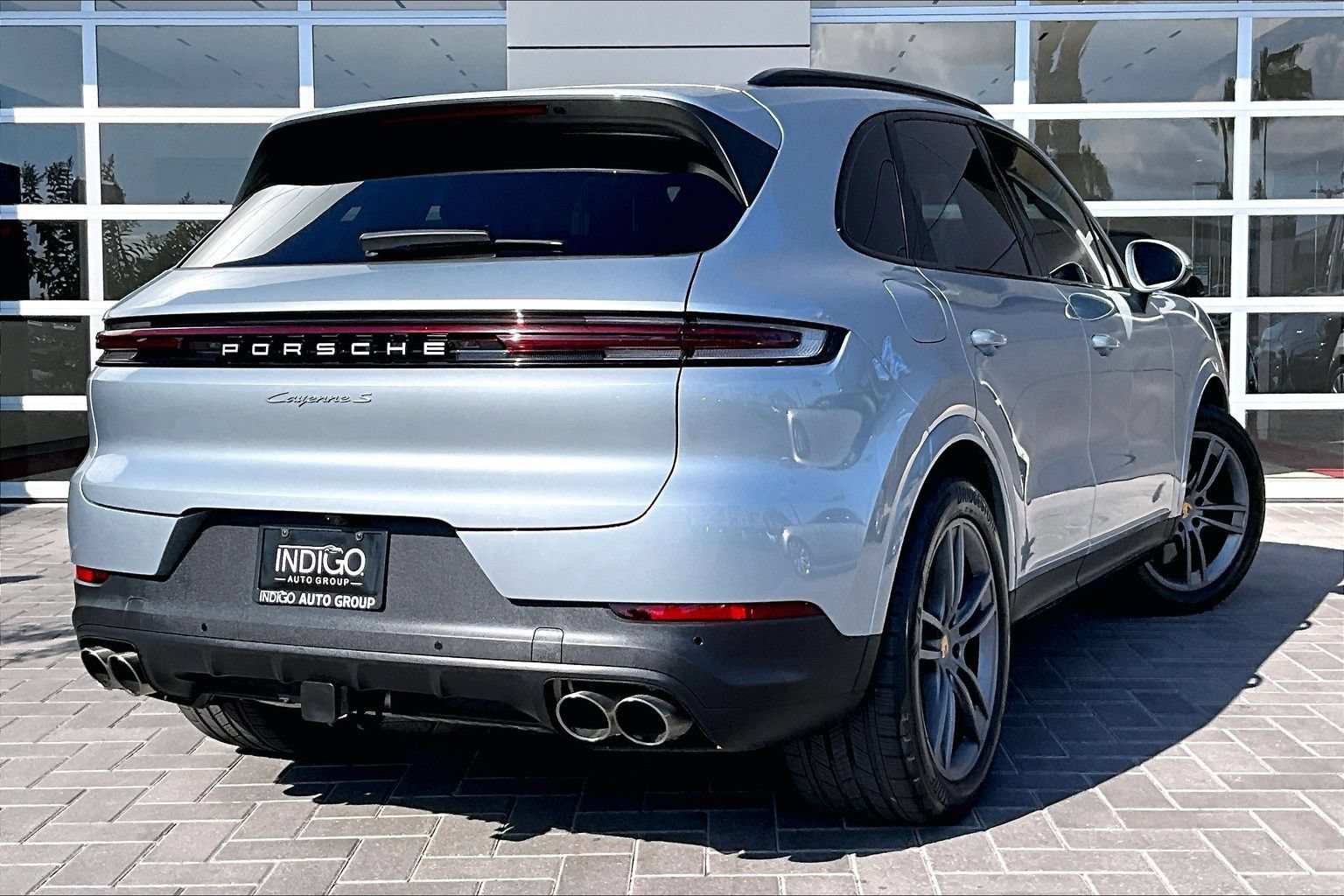 Used 2024 Porsche Cayenne S AWD/4WD image 11