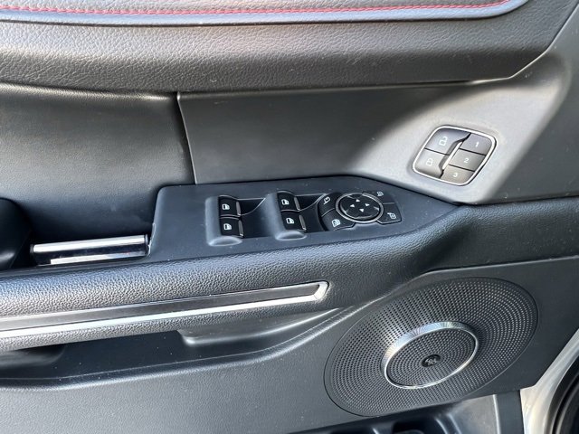 Used 2023 Ford Expedition Max Limited image 17