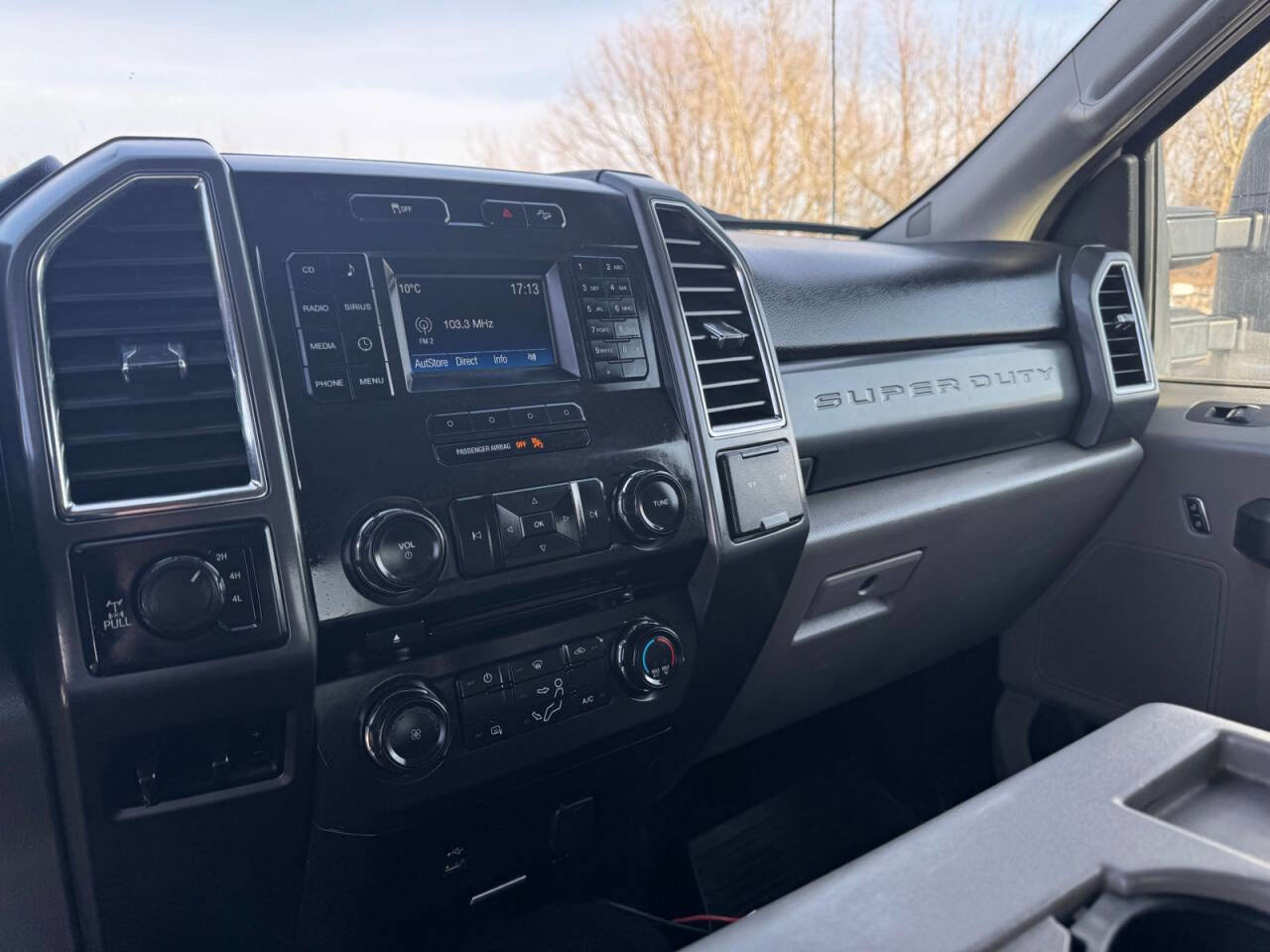 Used 2017 Ford F250 XLT w/ XLT Value Package image 22