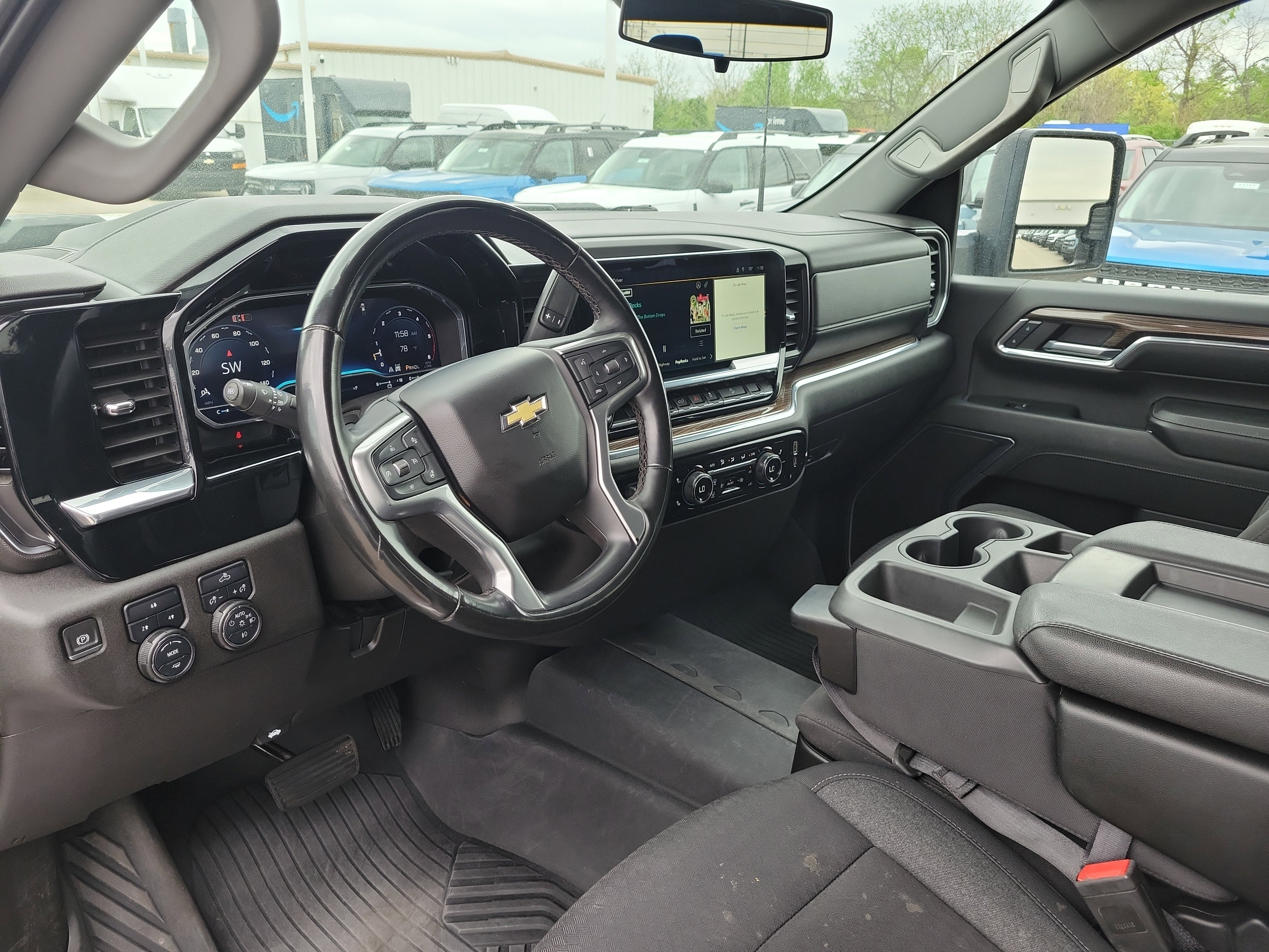 Used 2024 Chevrolet Silverado 2500 LT image 18