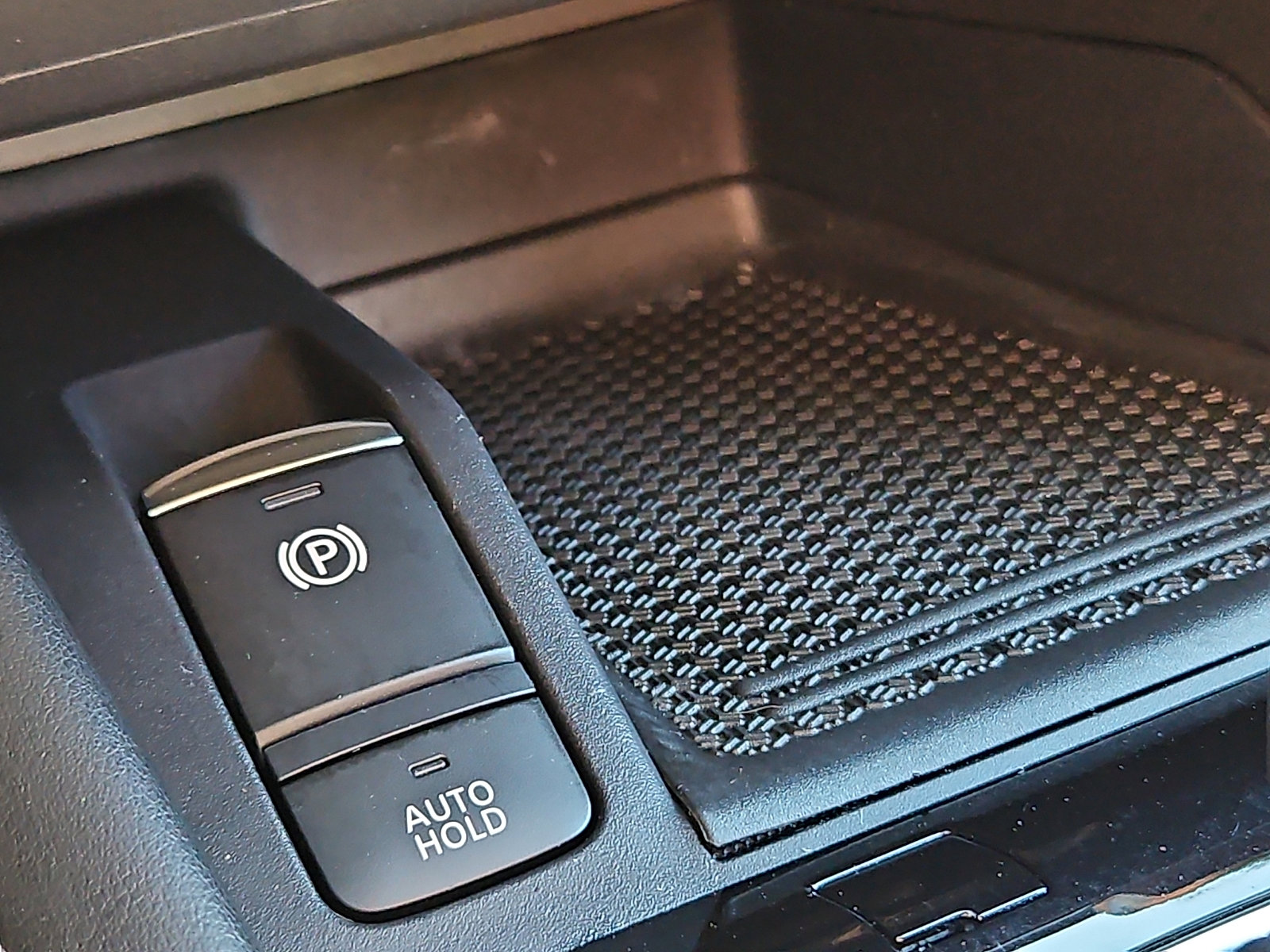 Certified 2023 Nissan Kicks SV image 22