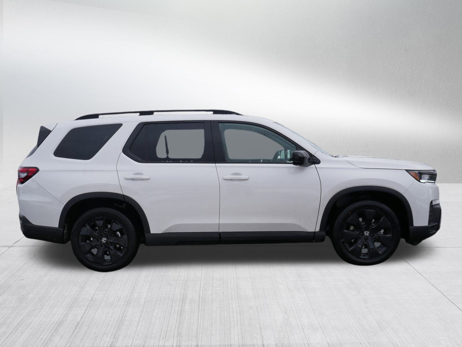 New 2026 Honda Pilot Black Edition image 8