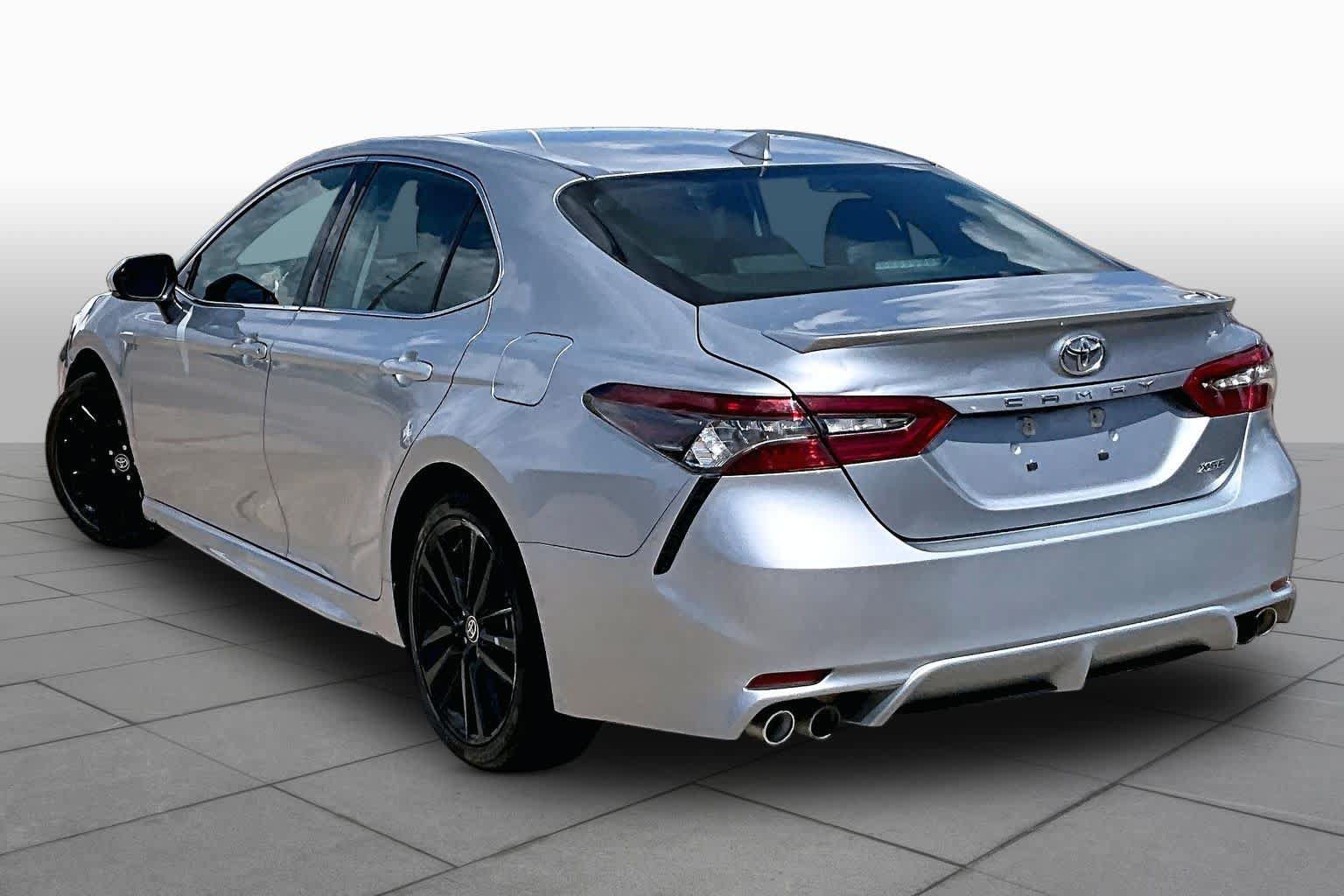 Used 2023 Toyota Camry XSE FWD image 12