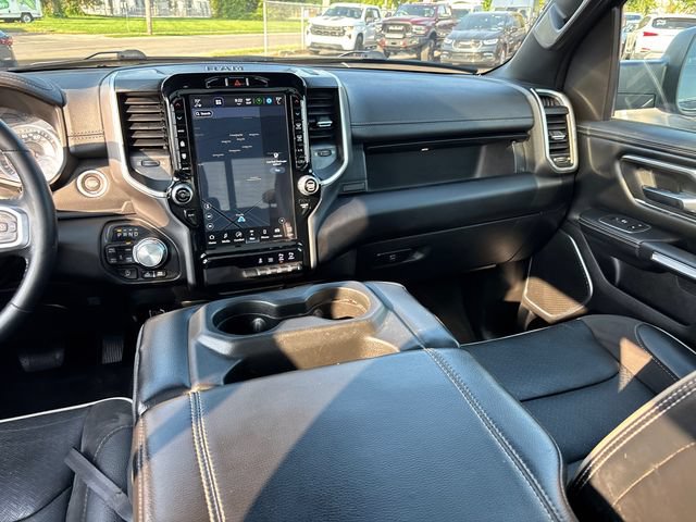 Used 2023 RAM 1500 Laramie AWD/4WD image 11