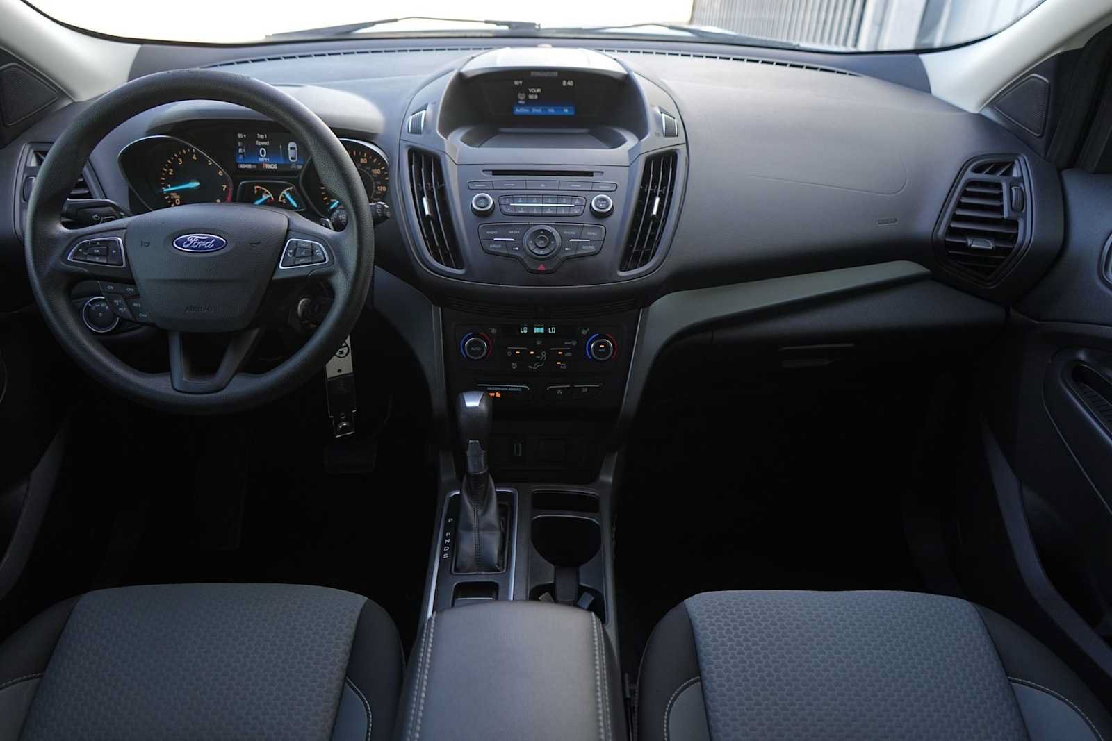 Used 2017 Ford Escape SE FWD image 10