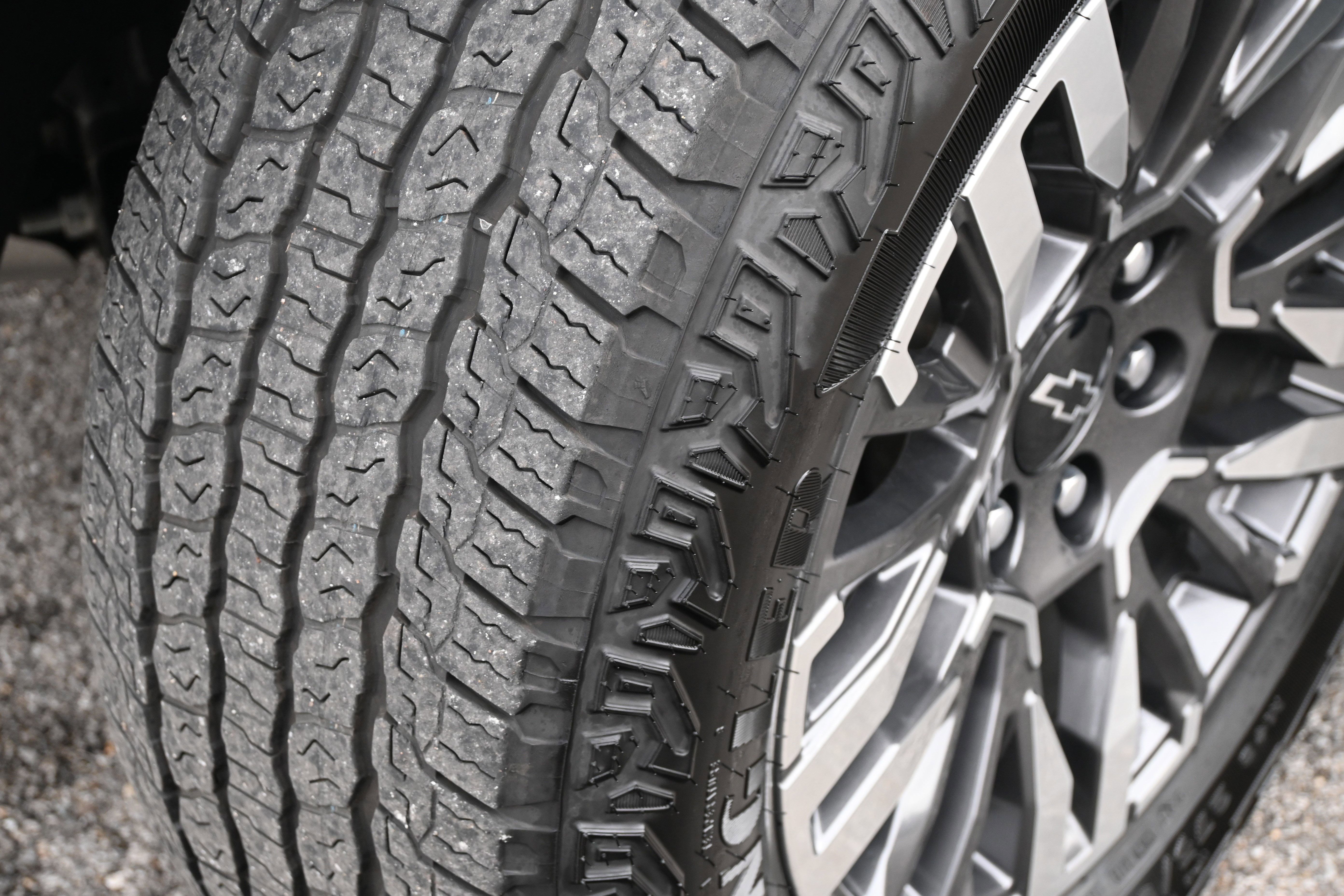 Used 2025 Chevrolet Tahoe Z71 w/ Z71 Off-Road Package image 15