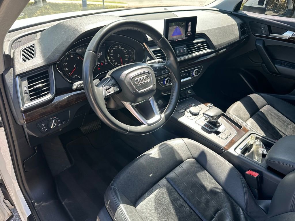 Used 2019 Audi Q5 2.0T Premium w/ Convenience Package image 17