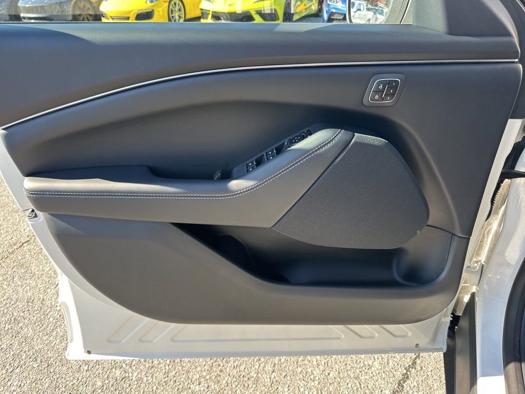 Used 2025 Ford Mustang Mach-E Select w/ Comfort Package Lite image 26