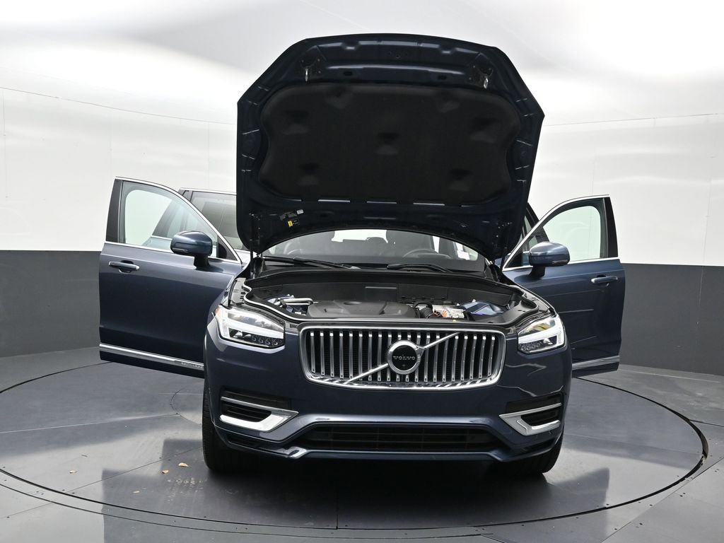 Certified 2022 Volvo XC90 T8 Inscription w/ Advanced Package image 39