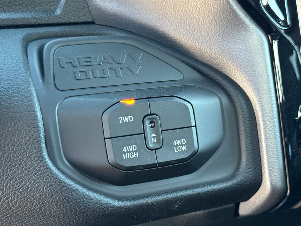 New 2026 RAM 3500 Big Horn AWD/4WD image 27