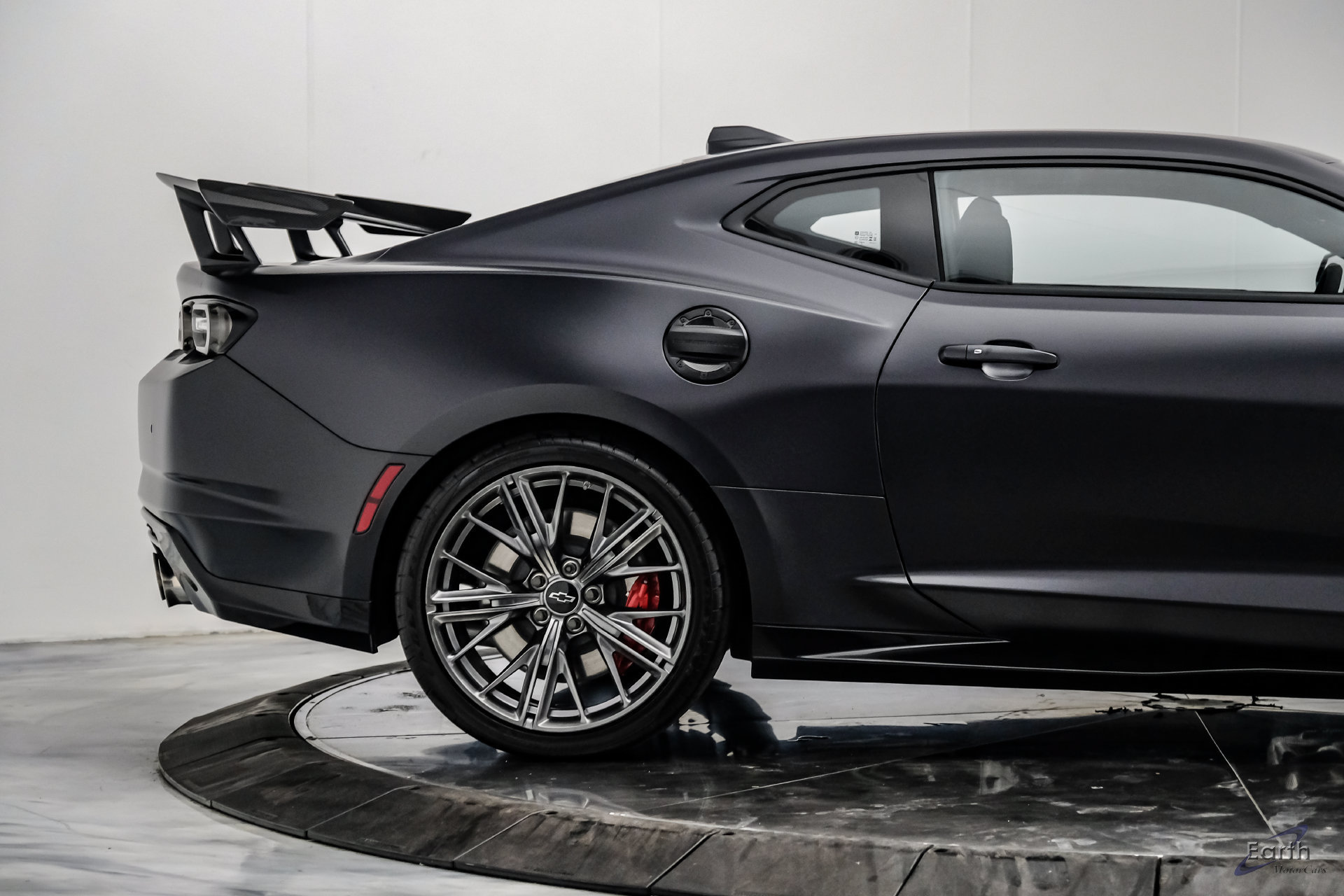 Used 2024 Chevrolet Camaro ZL1 RWD image 29