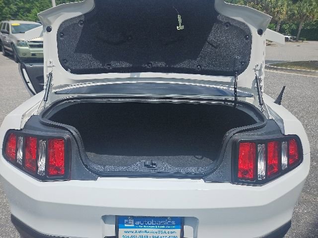 Used 2010 Ford Mustang GT Premium RWD image 16