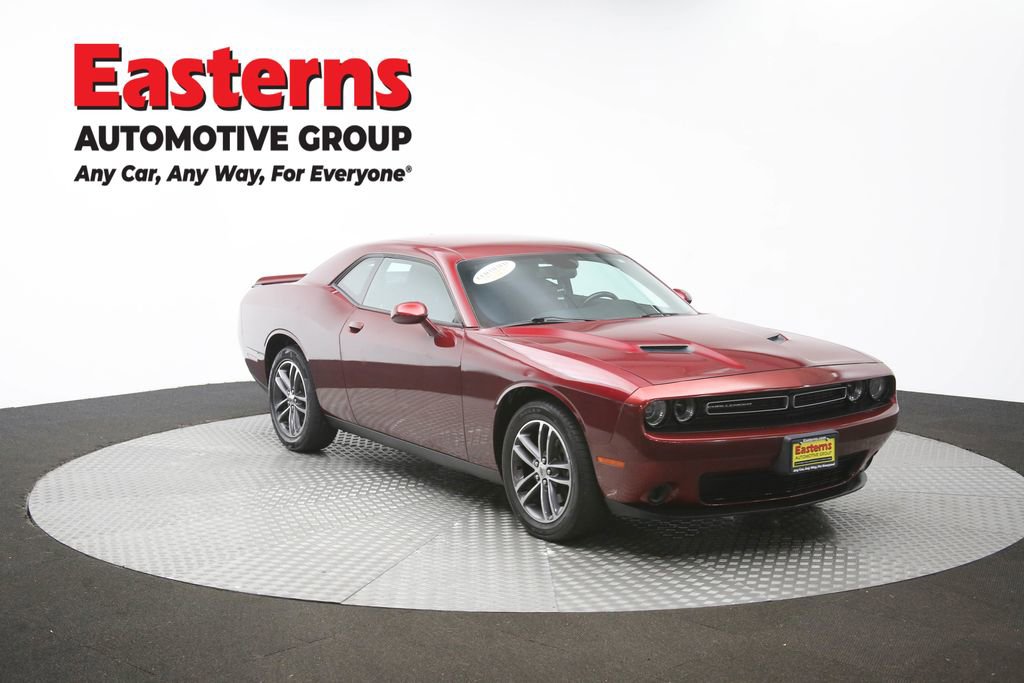 Used 2019 Dodge Challenger SXT AWD/4WD image 46