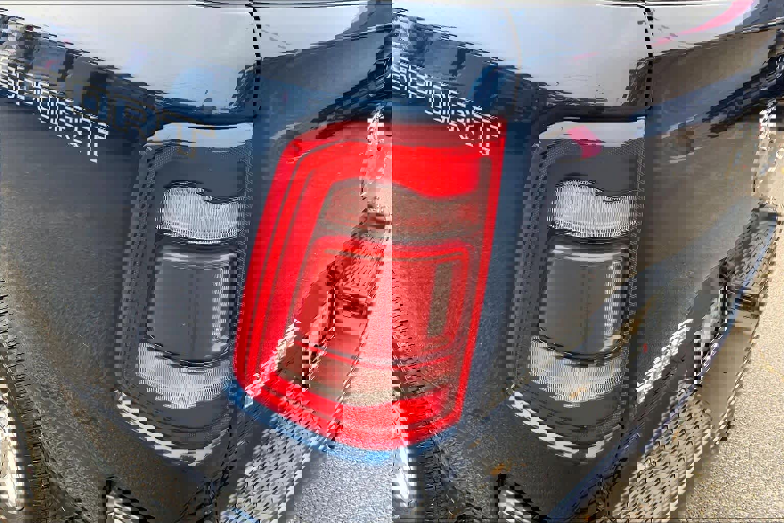 Used 2023 RAM 1500 Laramie AWD/4WD image 29