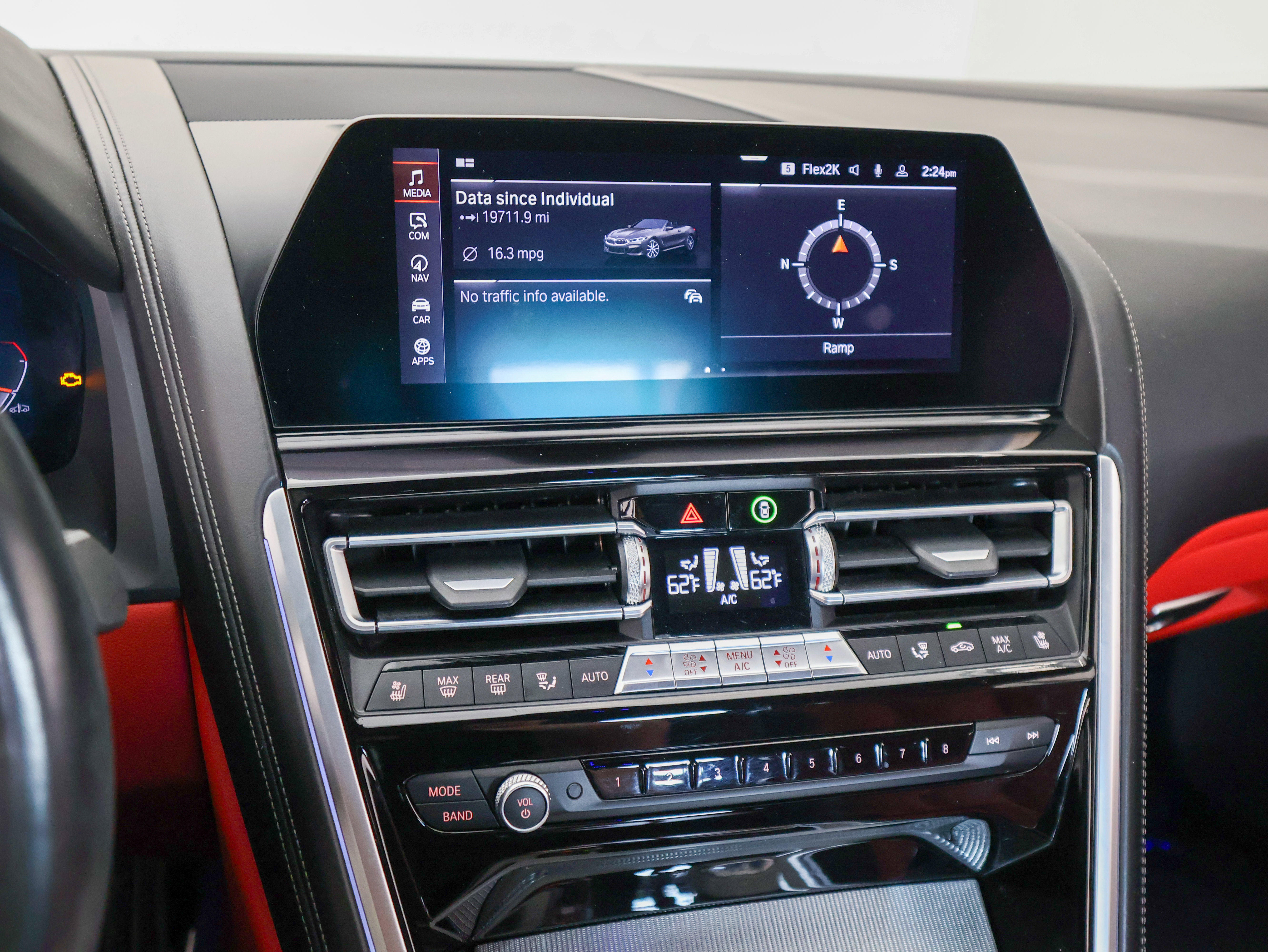 Used 2021 BMW M850i xDrive Convertible w/ Driving Assistance Package image 27